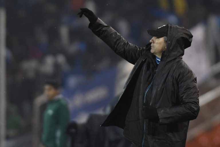 FBL-LIBERTADORES-GODOYCRUZ-GREMIO