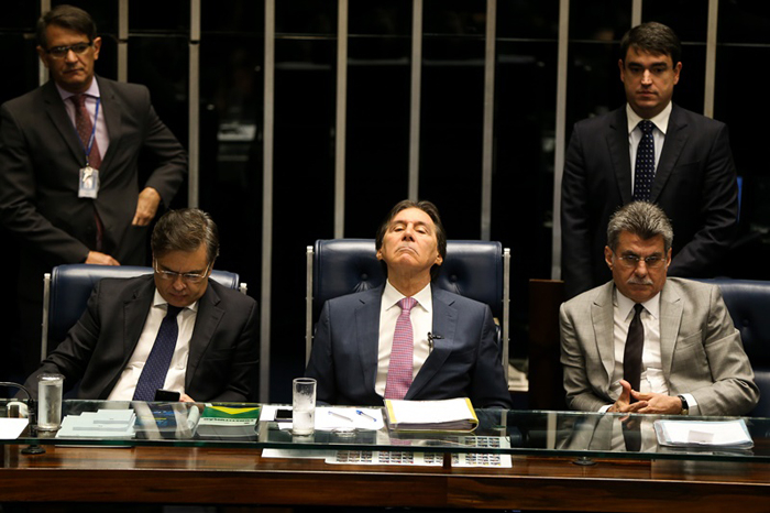 Senado aprova MP que permite saque das contas inativas do FGTS