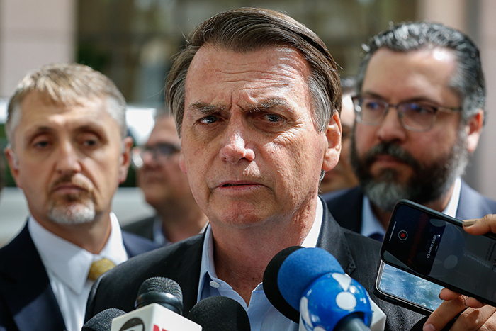 2019 Presidente da República Jair Bolsonaro fala com a im