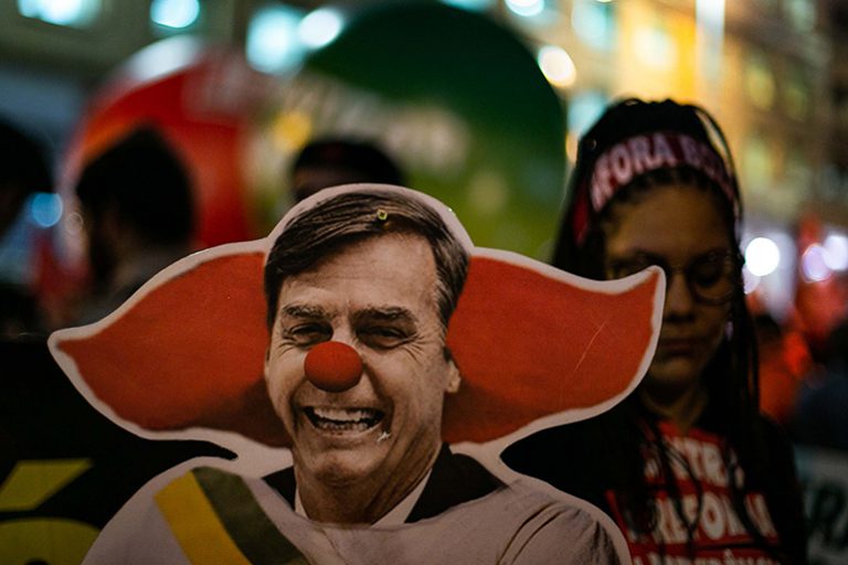 PROTESTO EM DEFESA DA EDUCAÇÃO