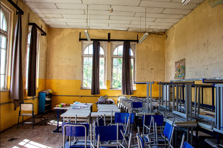 Escolas
