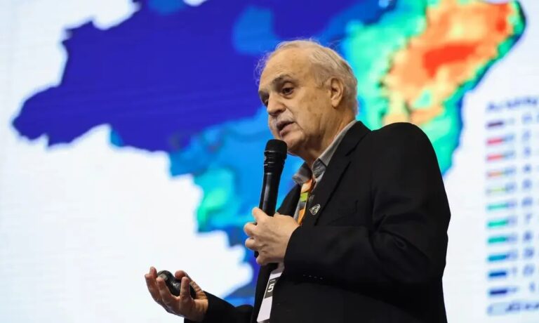 Carlos Nobre