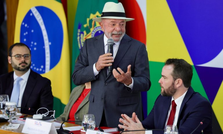 Lula programa desenrola