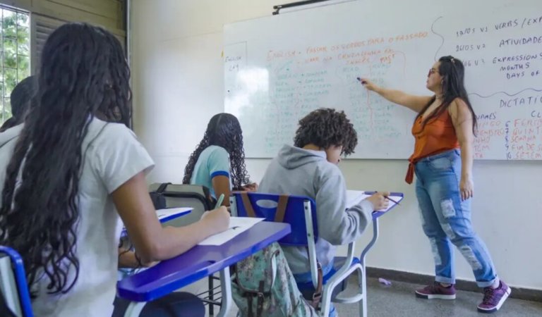 Educação
