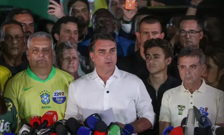 Flavio não reconhece vitória de Lula